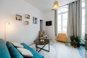 Bright, relaxing city-centre apartment AIL